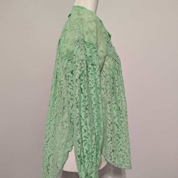 Free People Top Melona Green Out West Lace Button Up Blouse Size XS NWT Oversize - Picture 8 of 16